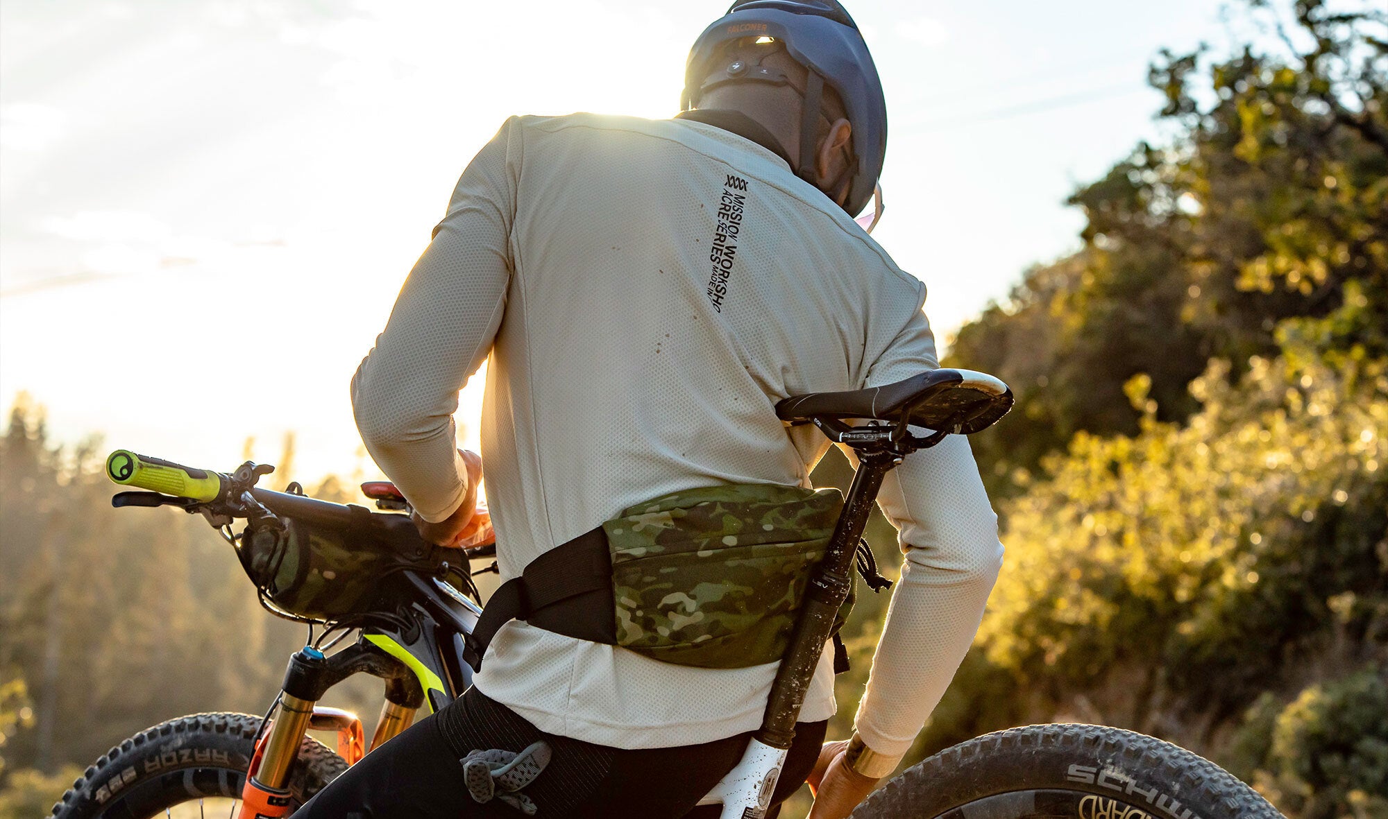 Acre Serie : Herren Radsport Tech Tees | MISSION WORKSHOP