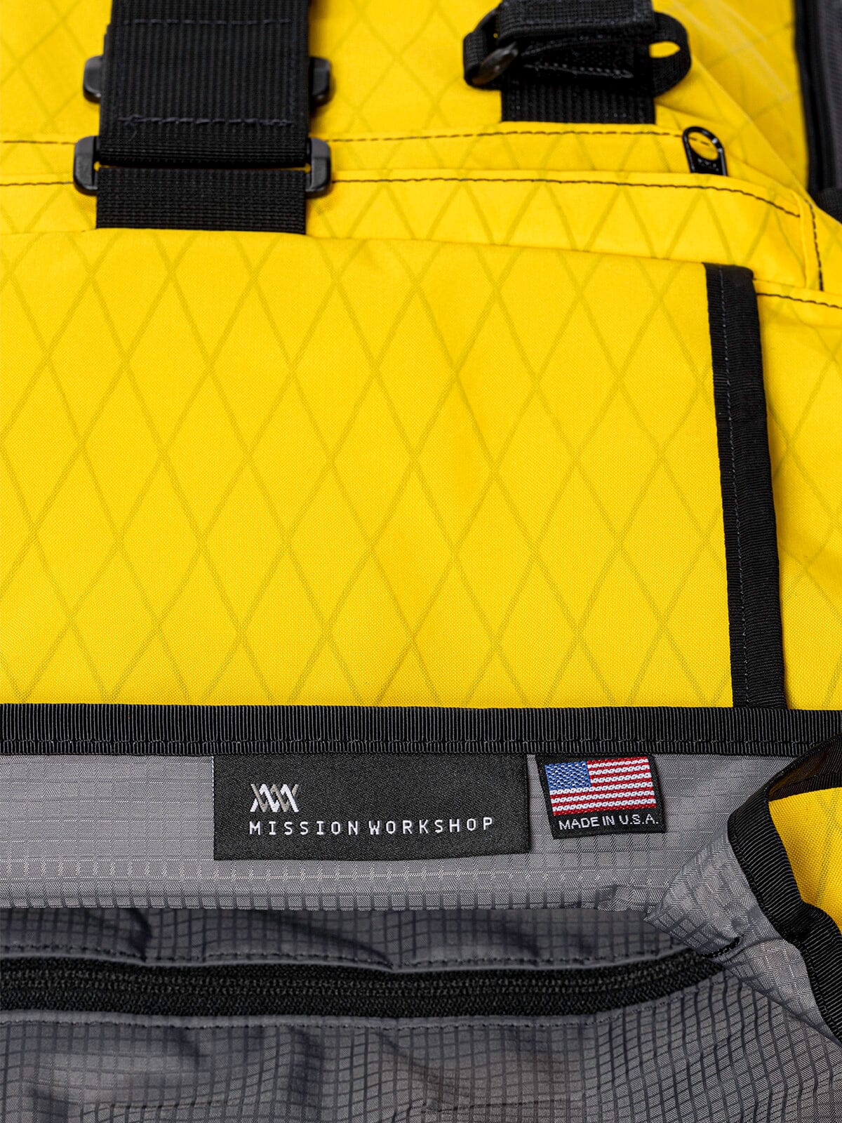 R6 Arkiv Field Pack 40L von Mission Workshop - Wetterfeste Taschen & Technische Bekleidung - San Francisco & Los Angeles - Für die Ewigkeit gebaut - Garantiert