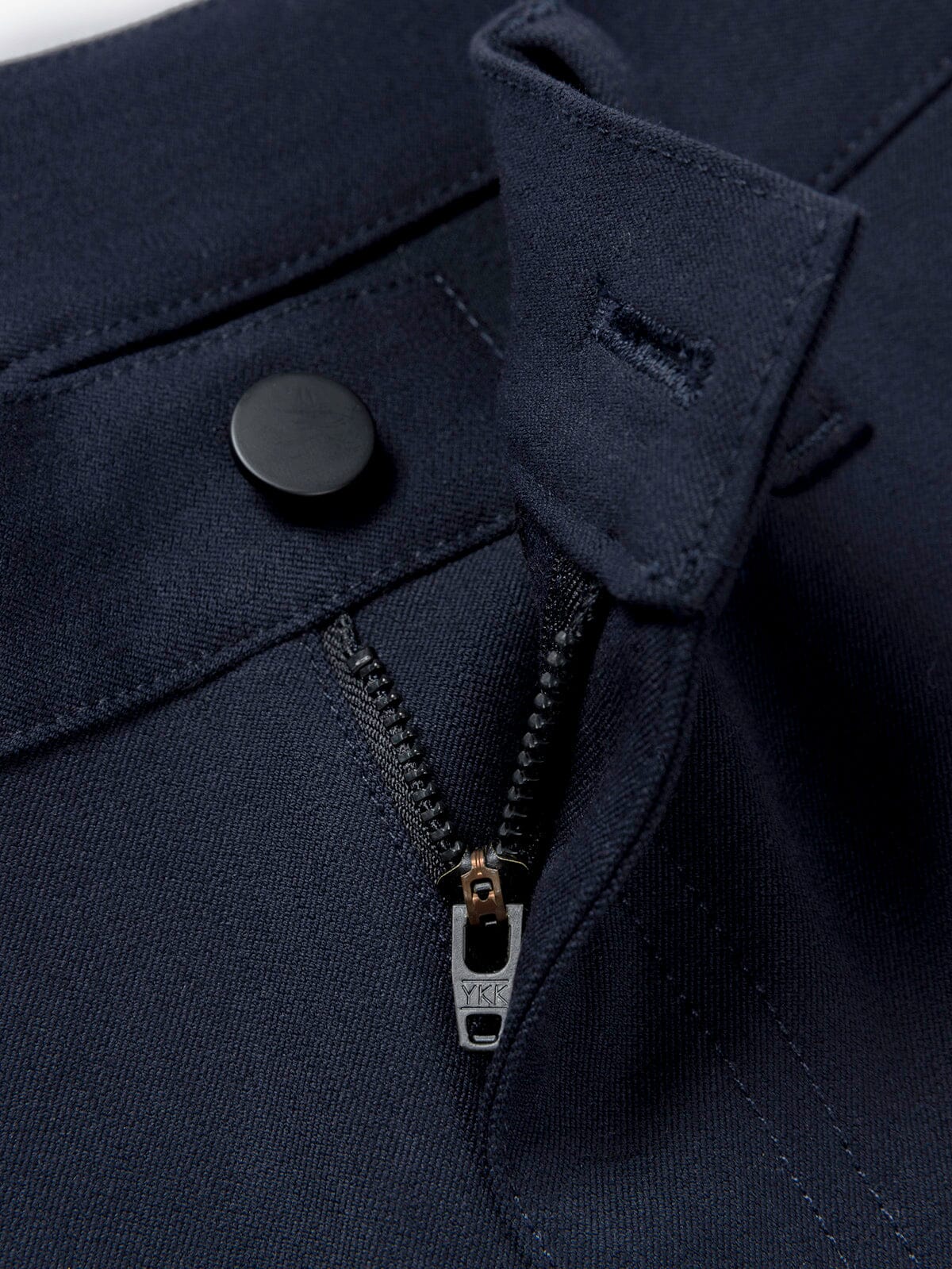 Paragon by Mission Workshop - Wetterfeste Taschen und technische Bekleidung - San Francisco & Los Angeles - Für die Ewigkeit gebaut - Garantiert