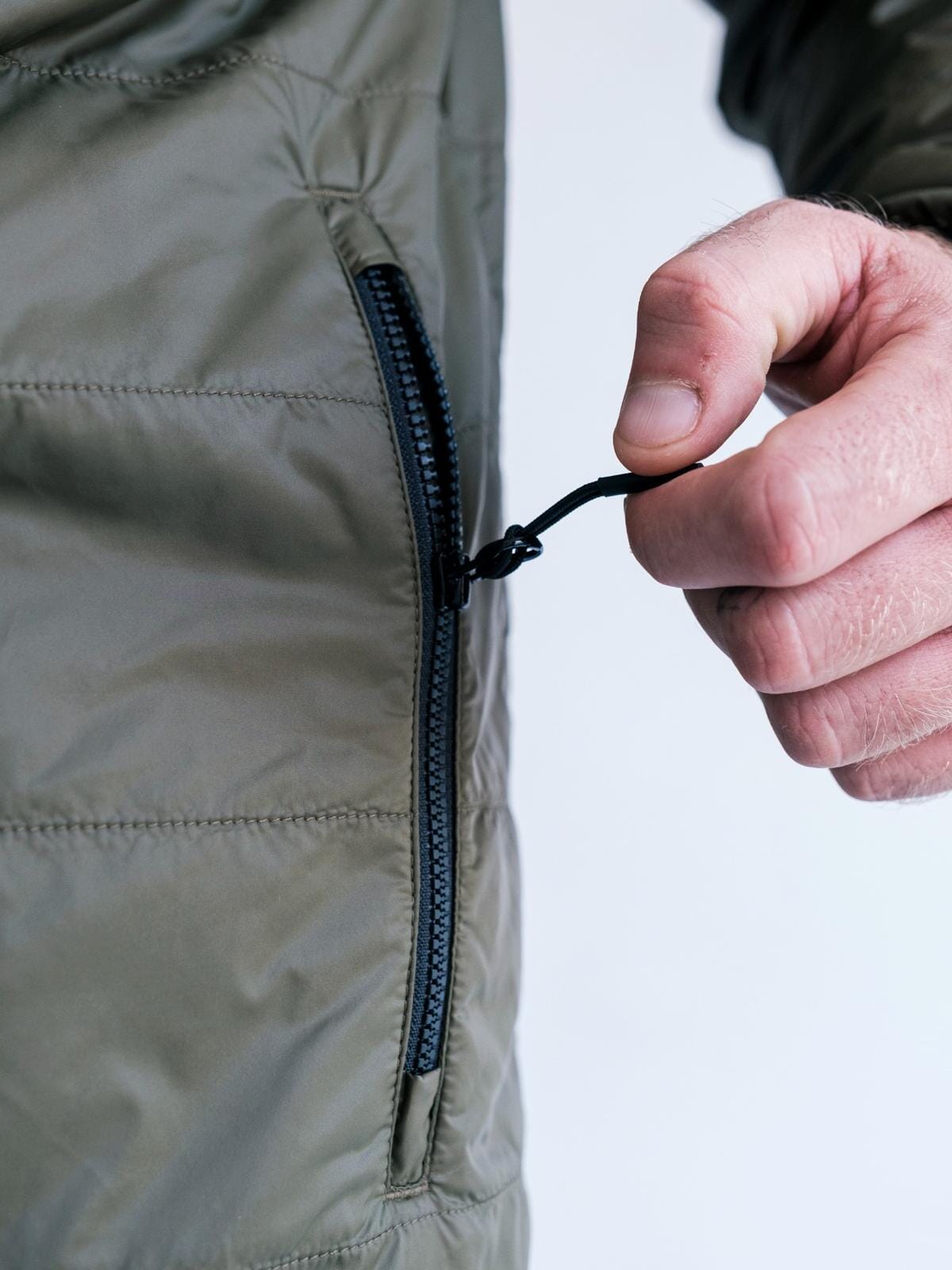 Onyx by Mission Workshop - Wetterfeste Taschen und technische Bekleidung - San Francisco & Los Angeles - Für die Ewigkeit gebaut - Garantiert