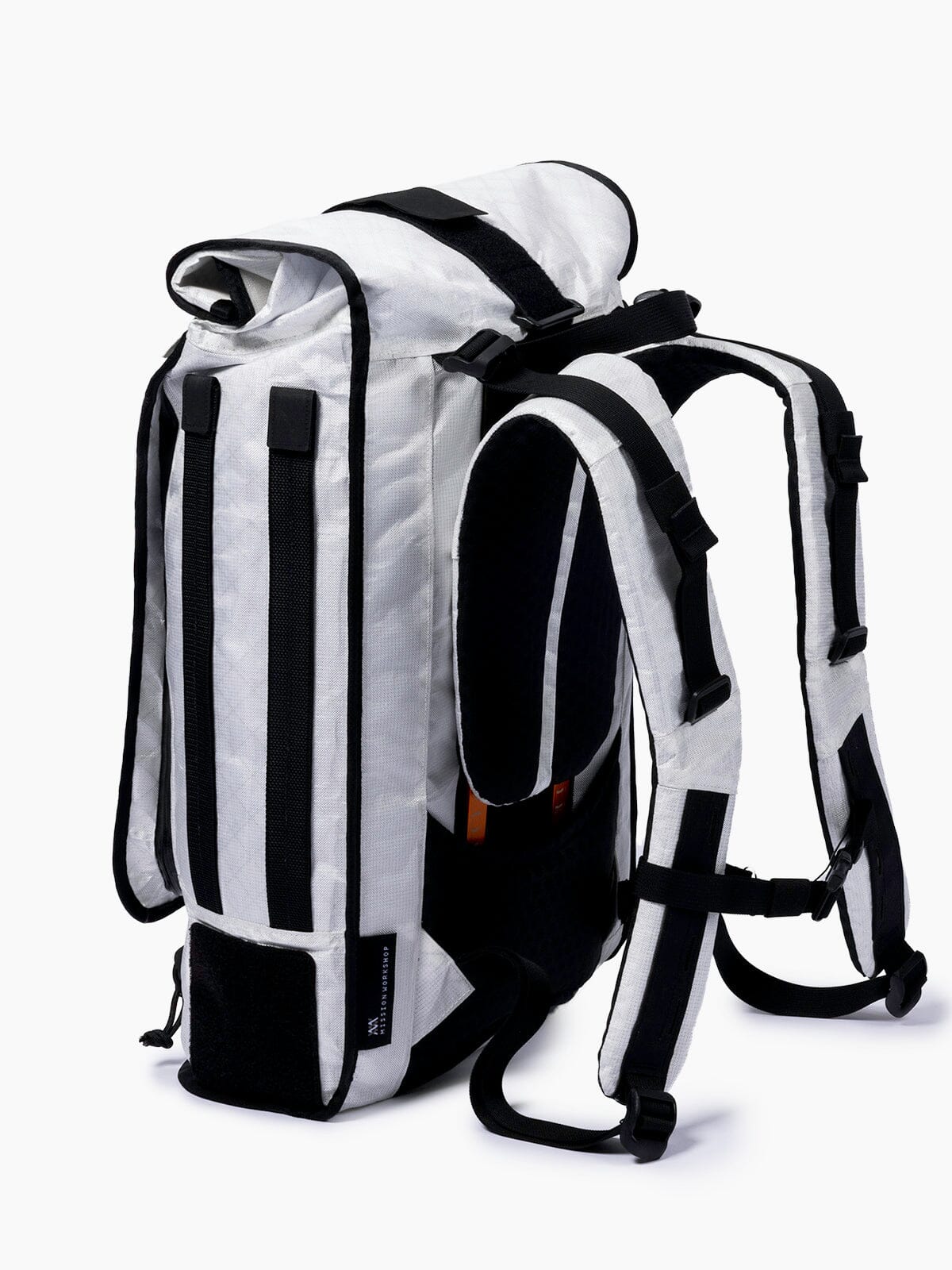 Mission Workshop X Carryology by Mission Workshop - Wetterfeste Taschen und technische Bekleidung - San Francisco & Los Angeles - Für die Ewigkeit gebaut - Garantiert