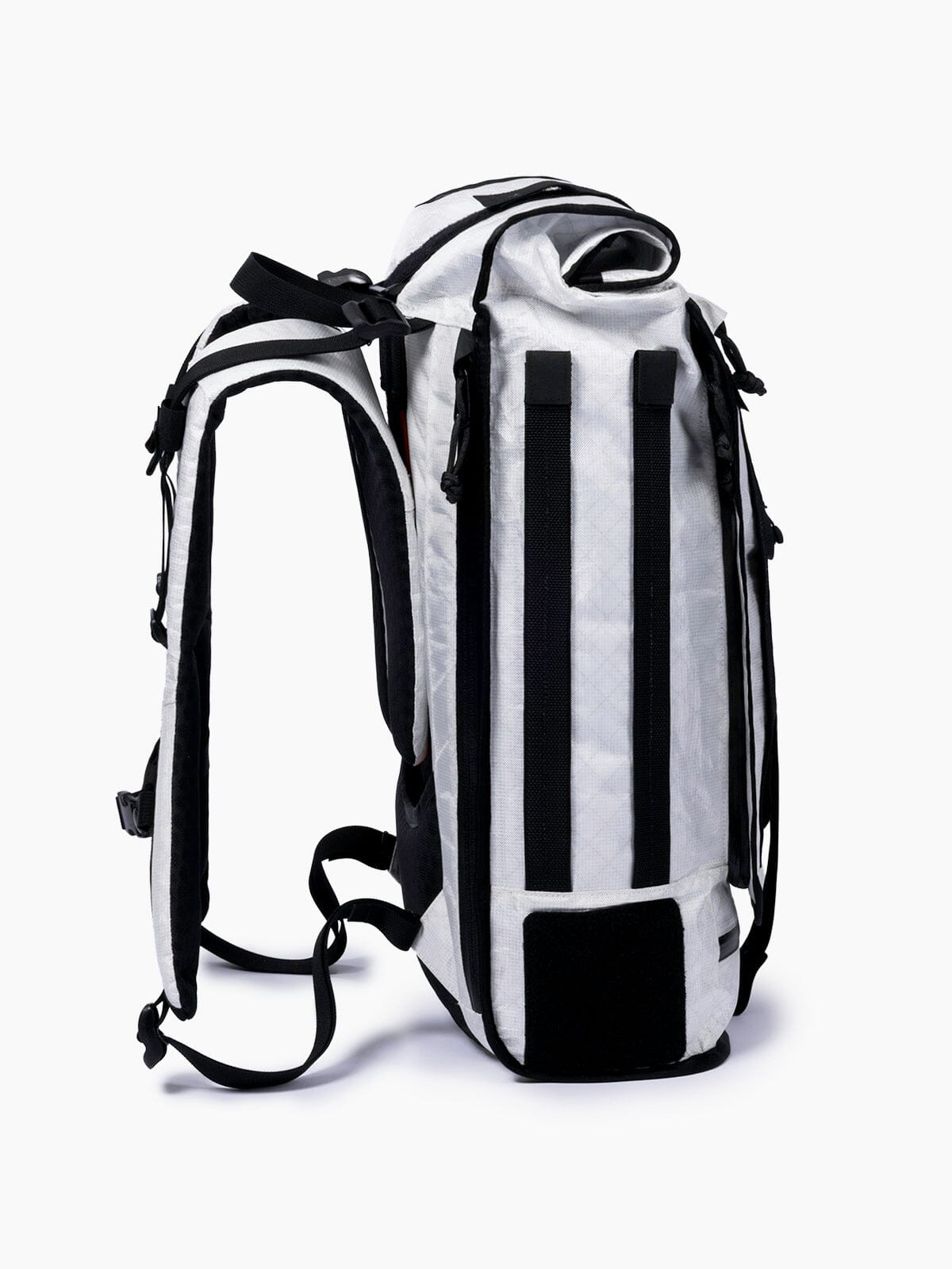 Mission Workshop X Carryology by Mission Workshop - Wetterfeste Taschen und technische Bekleidung - San Francisco & Los Angeles - Für die Ewigkeit gebaut - Garantiert