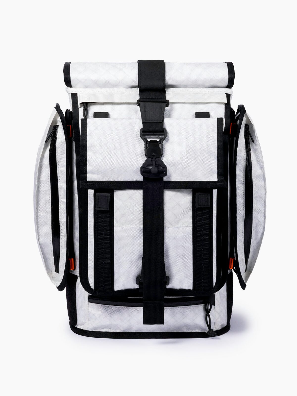 Mission Workshop X Carryology by Mission Workshop - Wetterfeste Taschen und technische Bekleidung - San Francisco & Los Angeles - Für die Ewigkeit gebaut - Garantiert