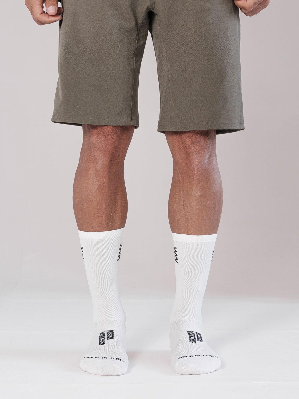 Mission Pro Socks von Mission Workshop - Wetterfeste Taschen und technische Bekleidung - San Francisco & Los Angeles - Für die Ewigkeit gebaut - Garantiert