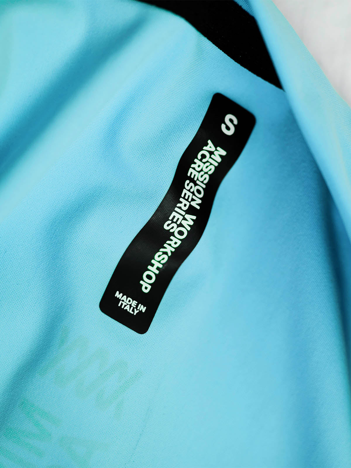 Mission Pro Jersey Men's von Mission Workshop - Wetterfeste Taschen & Technische Bekleidung - San Francisco & Los Angeles - Für die Ewigkeit gebaut - Garantiert