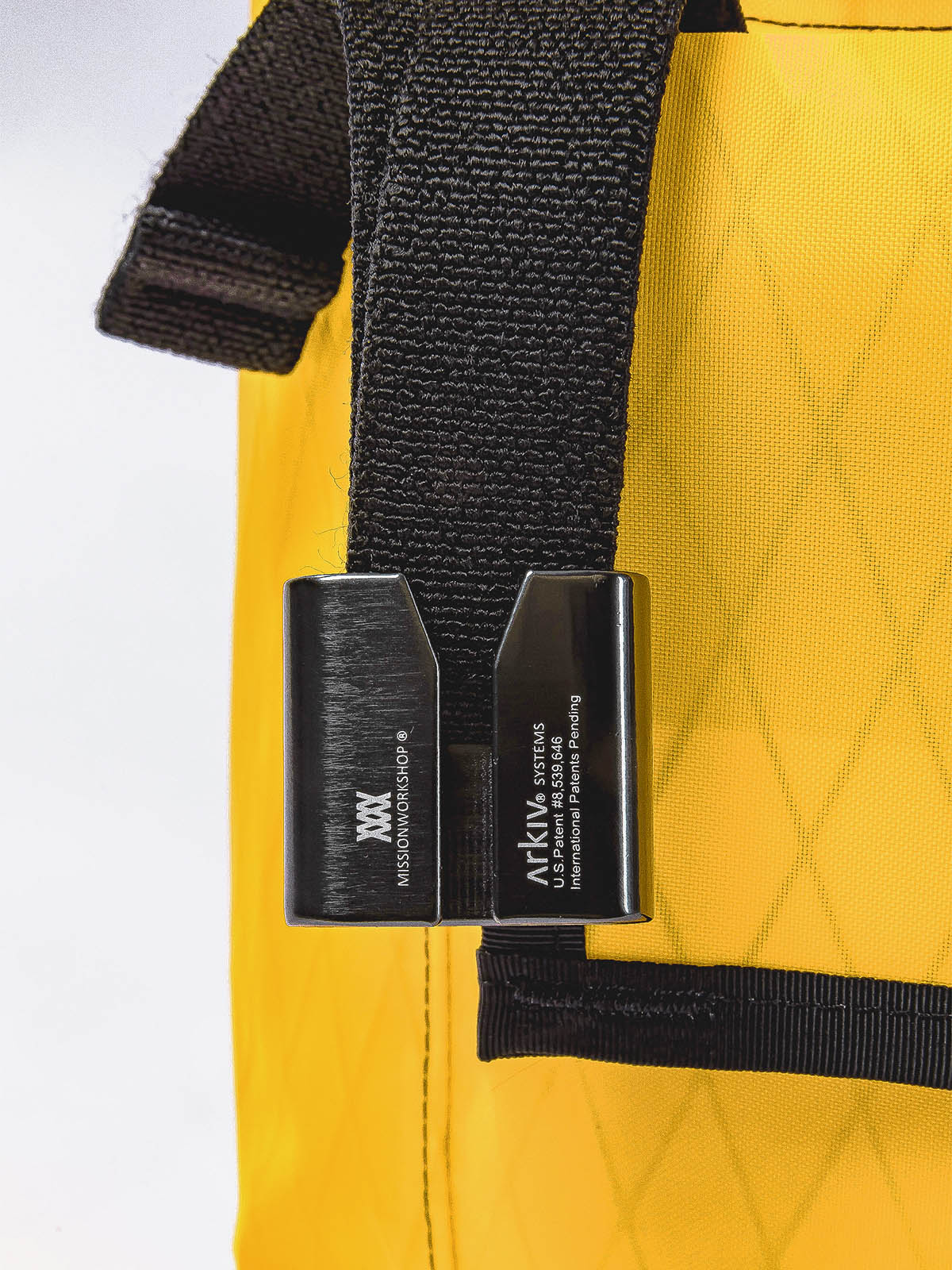 Sanction : AP by Mission Workshop - Wetterfeste Taschen und technische Bekleidung - San Francisco & Los Angeles - Für die Ewigkeit gebaut - Garantiert