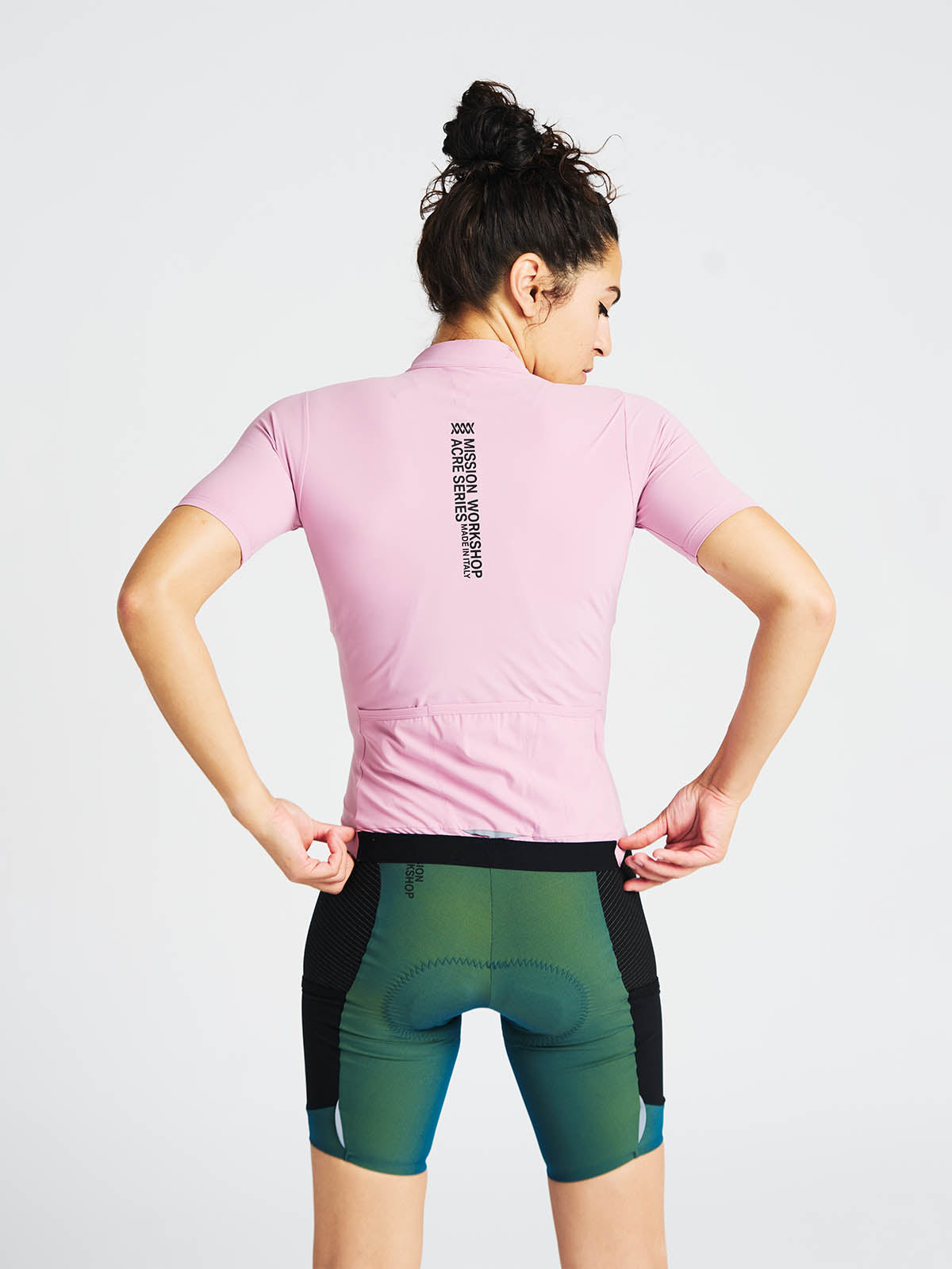 Mission Pro Jersey Women's von Mission Workshop - Wetterfeste Taschen & Technische Bekleidung - San Francisco & Los Angeles - Für die Ewigkeit gebaut - Garantiert