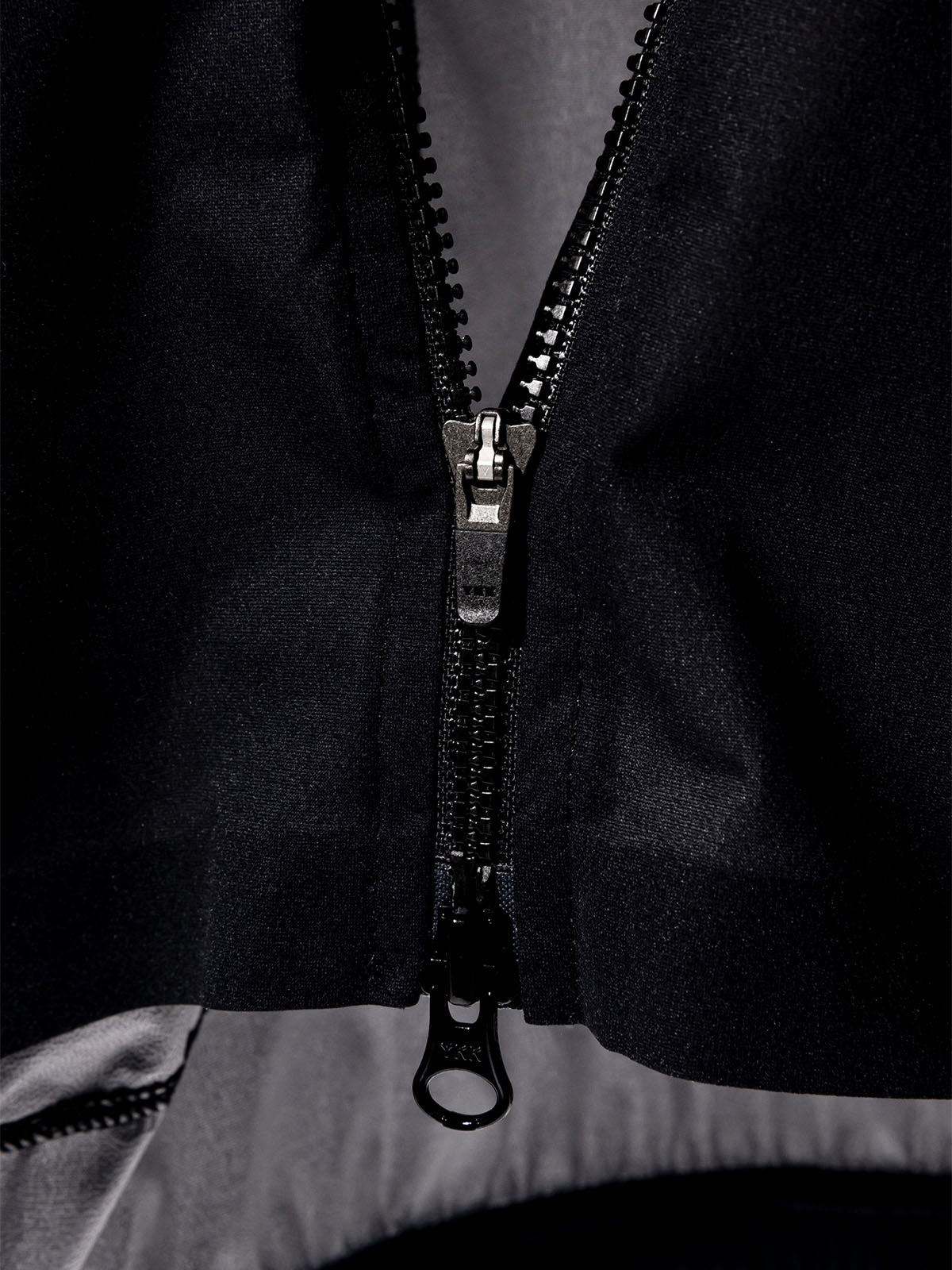 Altosphere Vest von Mission Workshop - Wetterfeste Taschen & Technische Bekleidung - San Francisco & Los Angeles - Für die Ewigkeit gebaut - Garantiert