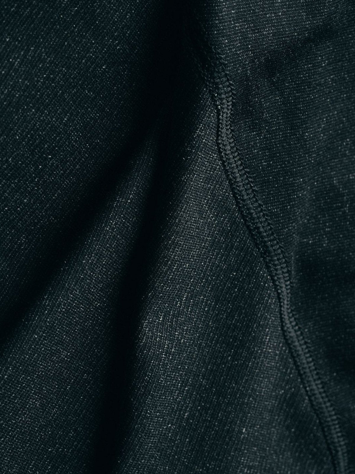 Advanced Projects® : Seamless Base Layers by Mission Workshop - Wetterfeste Taschen und technische Bekleidung - San Francisco & Los Angeles - Built to endure - Garantiert für immer