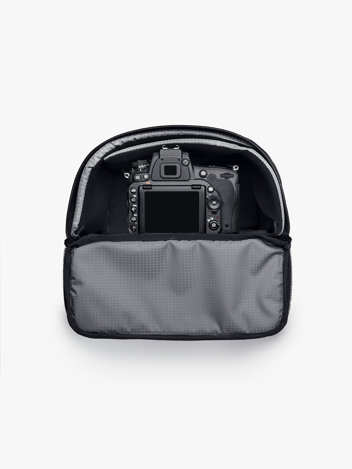 Capsule by Mission Workshop - Wetterfeste Taschen und technische Bekleidung - San Francisco & Los Angeles - Für die Ewigkeit gebaut - Garantiert