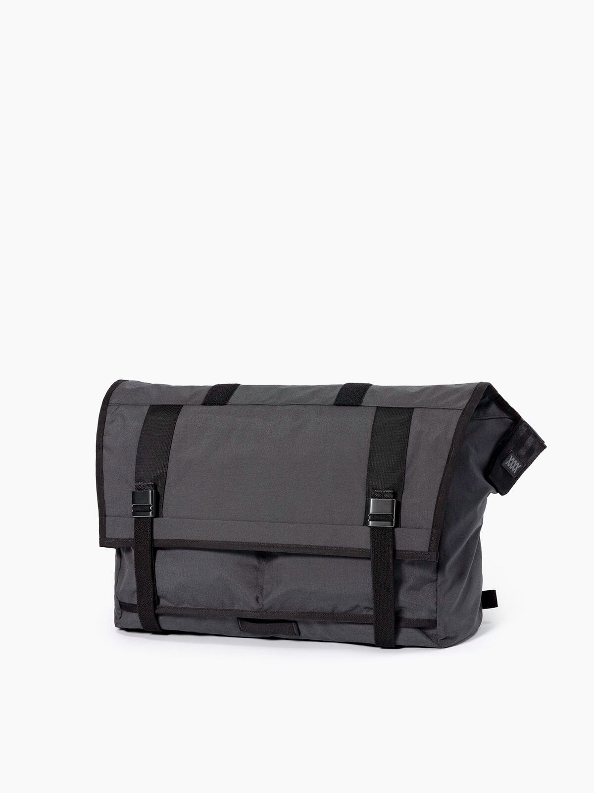 Shed : AP by Mission Workshop - Wetterfeste Taschen und technische Bekleidung - San Francisco & Los Angeles - Für die Ewigkeit gebaut - Garantiert