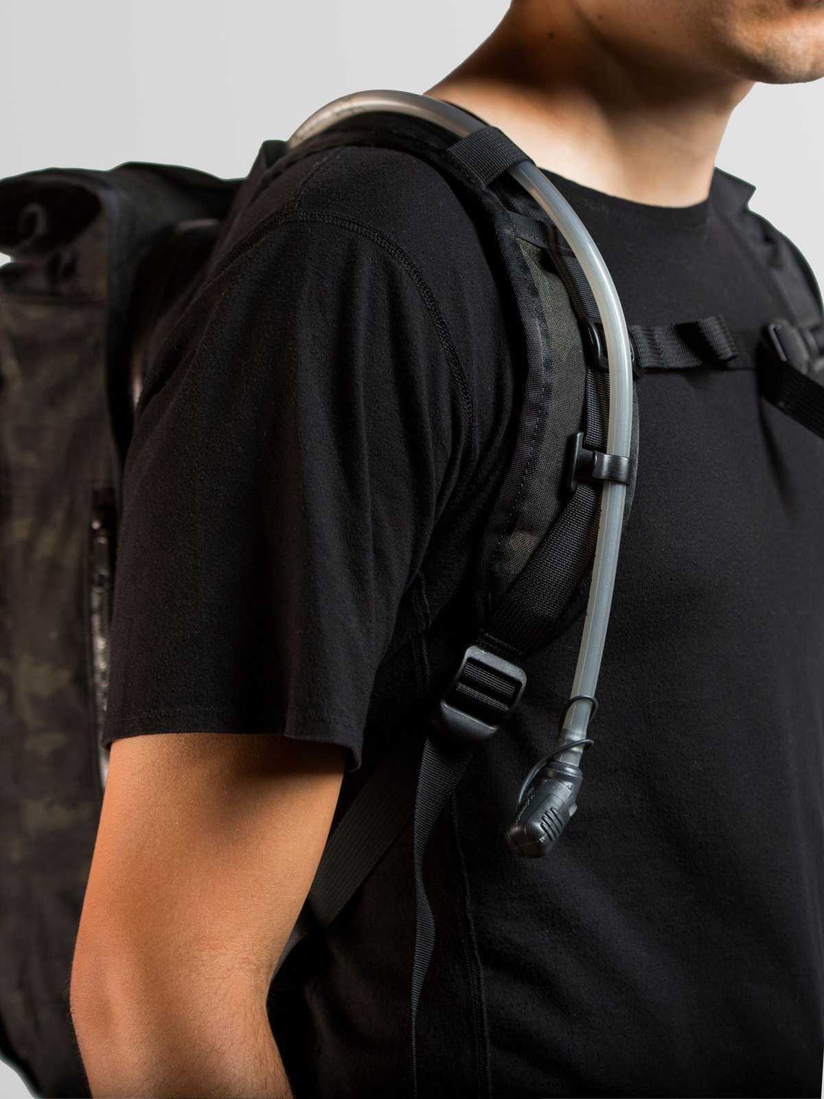Hauser 10L by Mission Workshop - Wetterfeste Taschen & Technische Bekleidung - San Francisco & Los Angeles - Für die Ewigkeit gebaut - Garantiert
