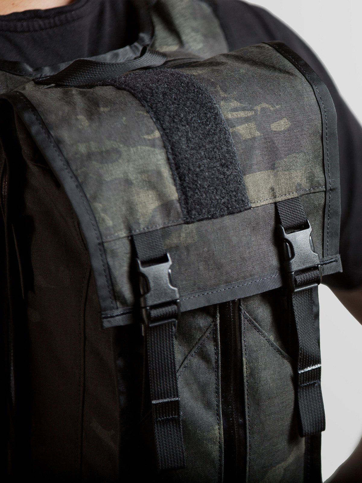 Hauser 10L by Mission Workshop - Wetterfeste Taschen & Technische Bekleidung - San Francisco & Los Angeles - Für die Ewigkeit gebaut - Garantiert