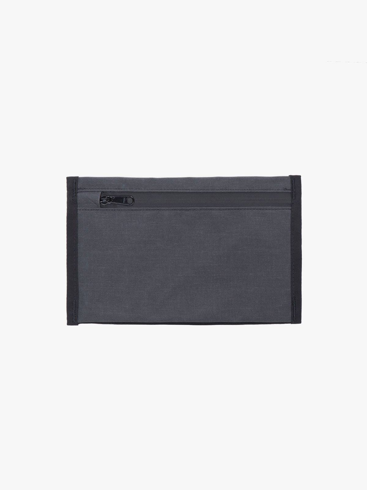 Arkiv Horizontal Zip von Mission Workshop - Wetterfeste Taschen und technische Bekleidung - San Francisco & Los Angeles - Für die Ewigkeit gebaut - Garantiert