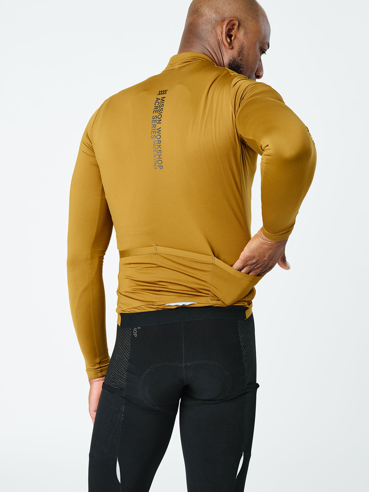 Mission Pro Jersey : LS Men's von Mission Workshop - Wetterfeste Taschen & Technische Bekleidung - San Francisco & Los Angeles - Für die Ewigkeit gebaut - Garantiert