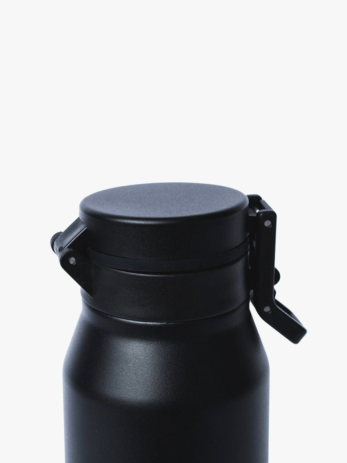 Miir x MW Howler by Mission Workshop - Wetterfeste Taschen & Technische Bekleidung - San Francisco & Los Angeles - Gebaut um zu überleben - Garantiert für immer