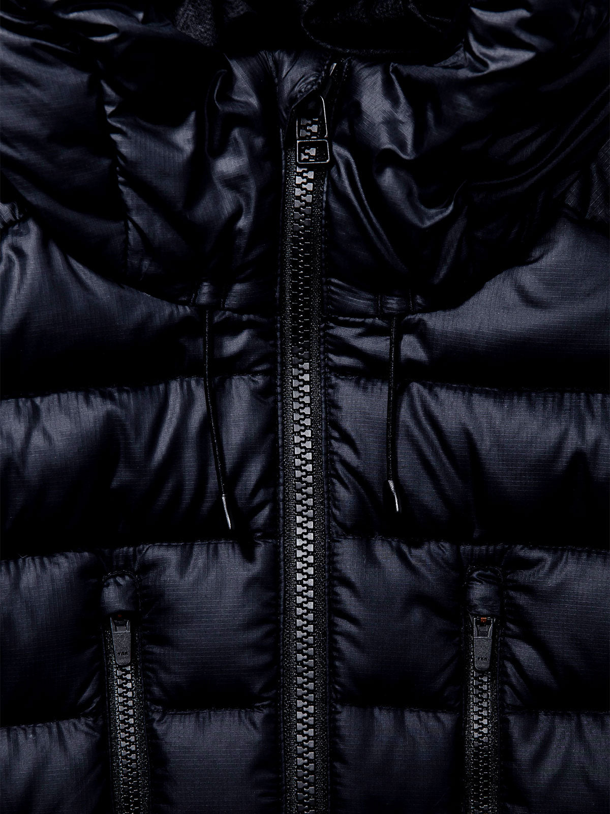 D21 by Mission Workshop - Wetterfeste Taschen und technische Bekleidung - San Francisco & Los Angeles - Für die Ewigkeit gebaut - Garantiert