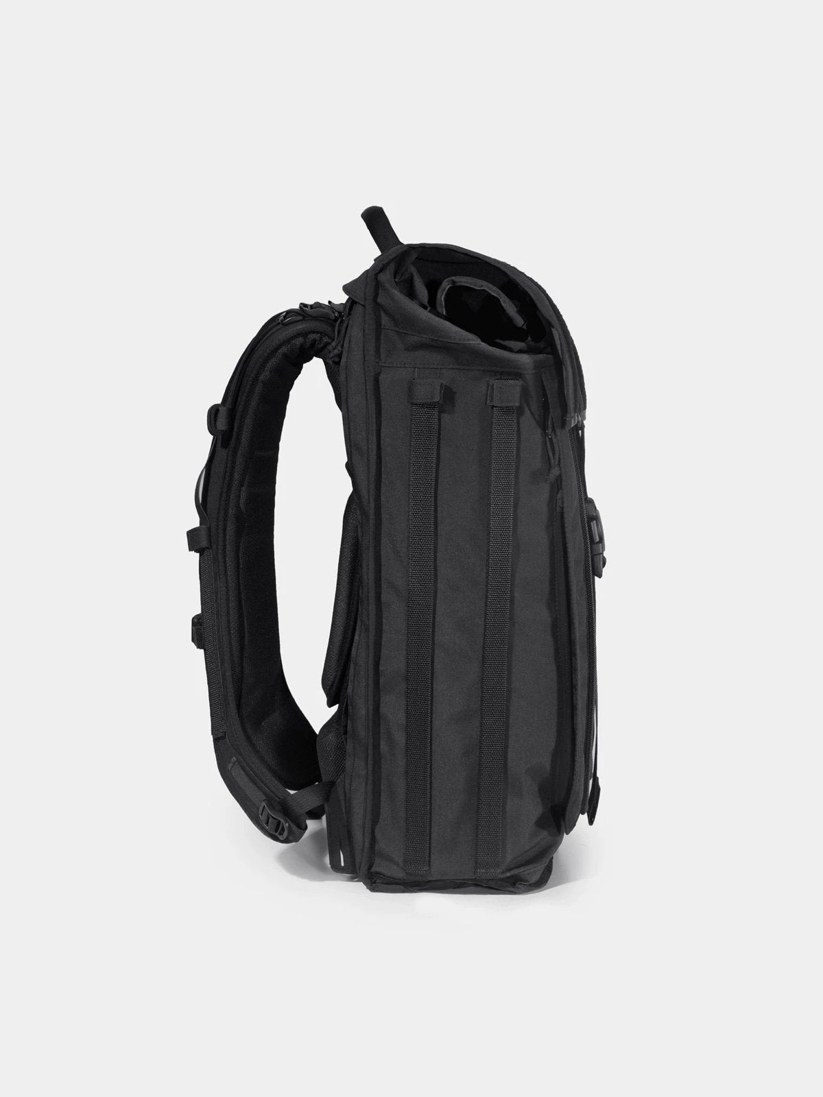 Radian by Mission Workshop - Wetterfeste Taschen und technische Bekleidung - San Francisco & Los Angeles - Für die Ewigkeit gebaut - Garantiert