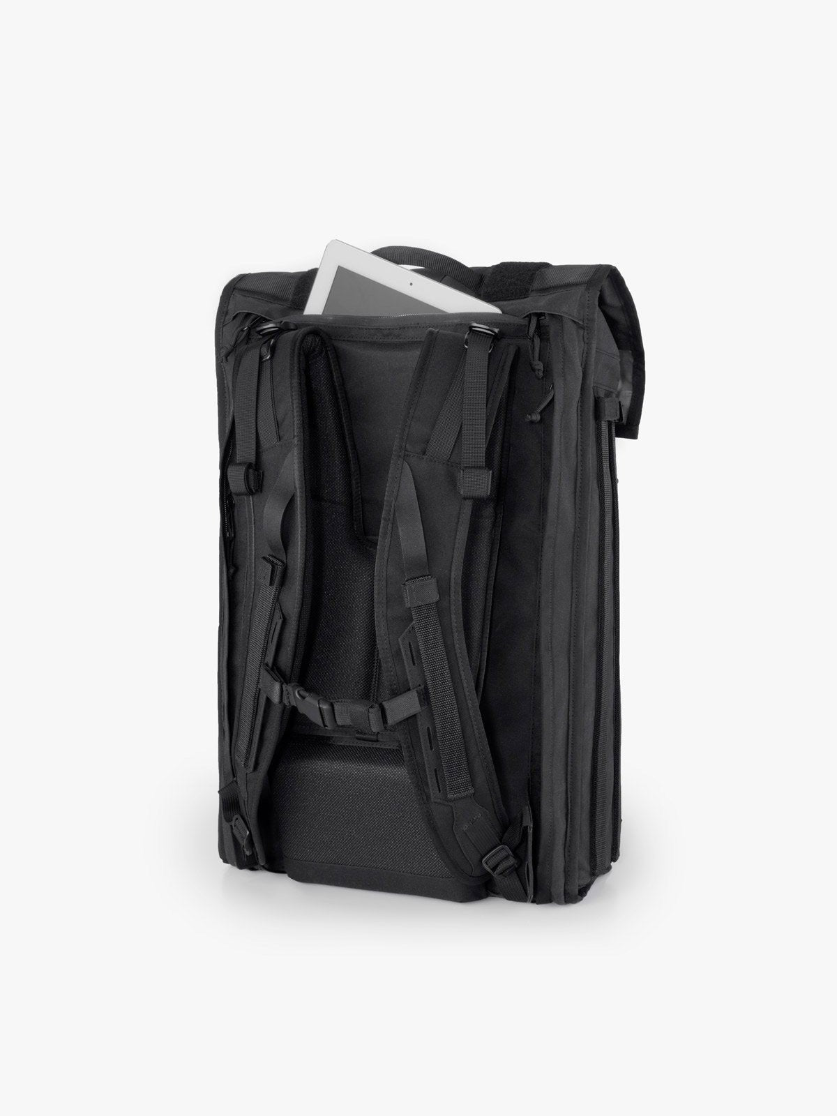 Radian by Mission Workshop - Wetterfeste Taschen und technische Bekleidung - San Francisco & Los Angeles - Für die Ewigkeit gebaut - Garantiert