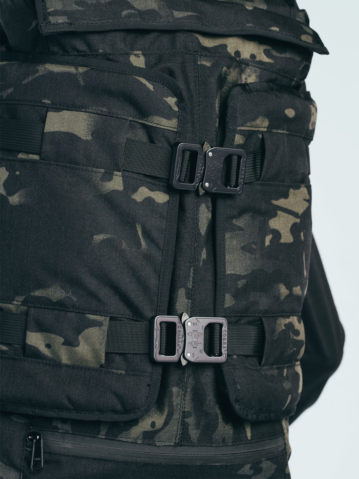 Cobra® Buckle Set : HT500 & Black Camo Rhake by Mission Workshop - Wetterfeste Taschen & Technische Bekleidung - San Francisco & Los Angeles - Built to endure - Guaranteed forever