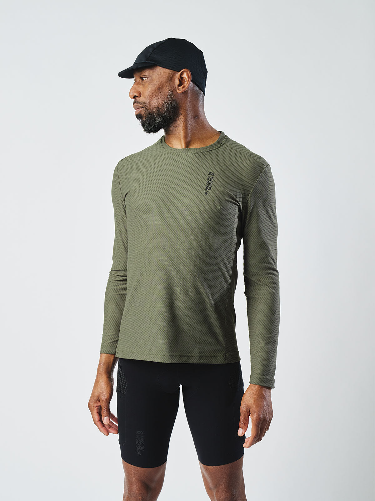 Mission Pro Tech Tee : LS Men's von Mission Workshop - Wetterfeste Taschen & Technische Bekleidung - San Francisco & Los Angeles - Für die Ewigkeit gebaut - Garantiert