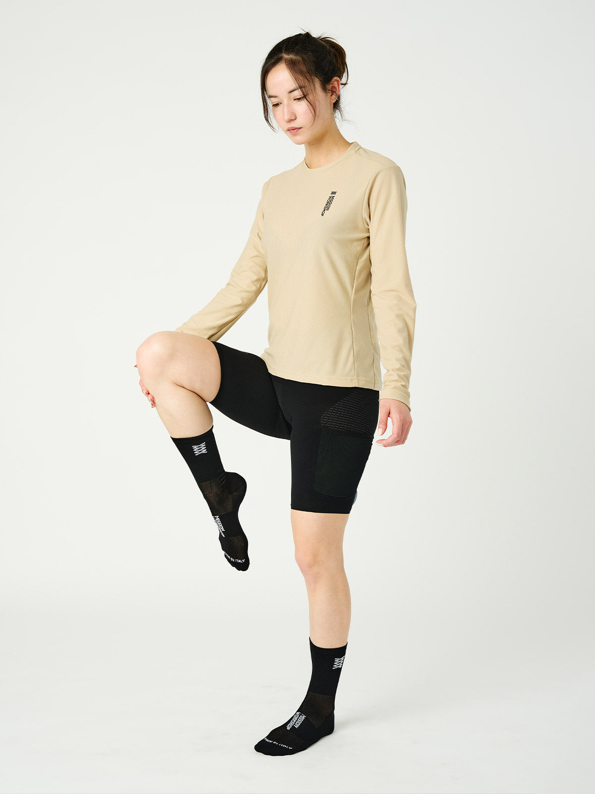 Mission Pro Tech Tee : LS Women's von Mission Workshop - Wetterfeste Taschen & Technische Bekleidung - San Francisco & Los Angeles - Für die Ewigkeit gebaut - Garantiert