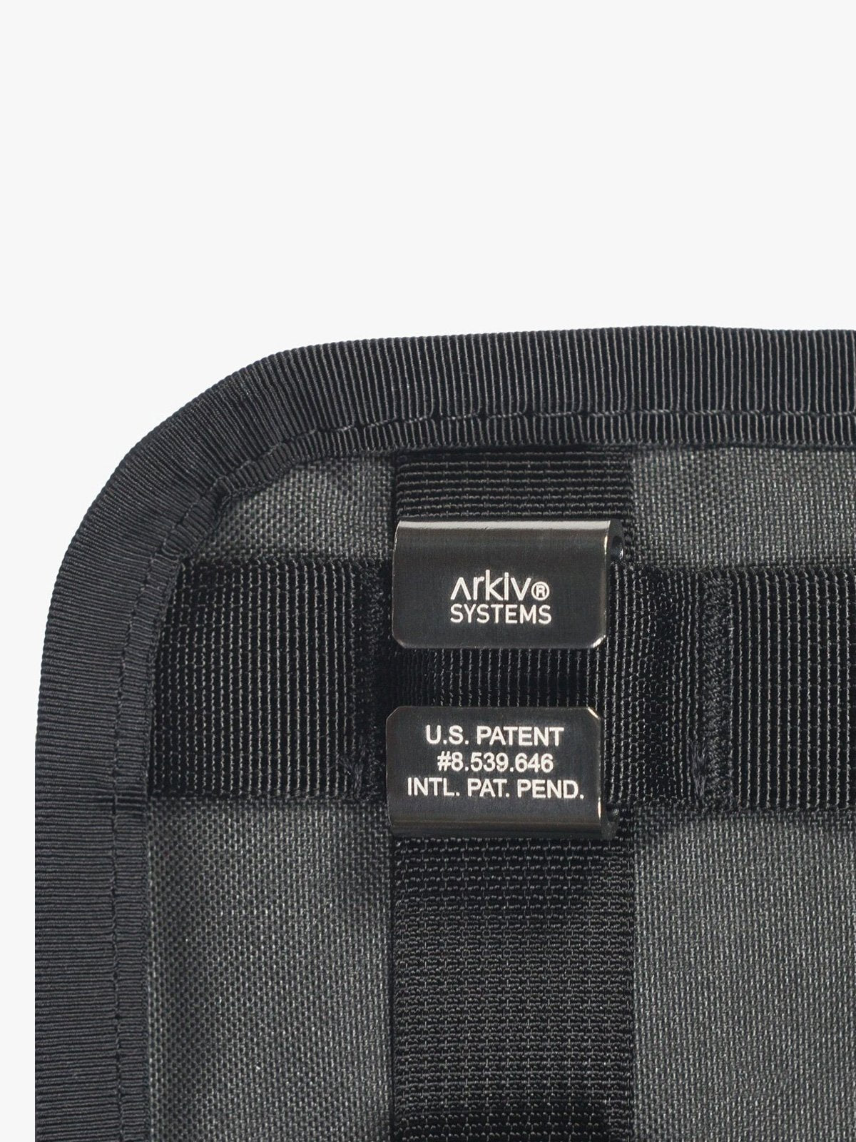 Arkiv Tool Pocket von Mission Workshop - Wetterfeste Taschen & Technische Bekleidung - San Francisco & Los Angeles - Für die Ewigkeit gebaut - Garantiert