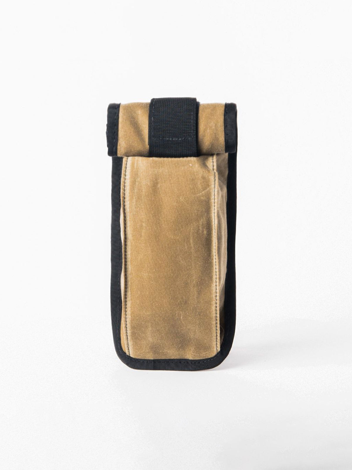 Arkiv Vertical Rolltop Pocket von Mission Workshop - Wetterfeste Taschen & Technische Bekleidung - San Francisco & Los Angeles - Für die Ewigkeit gebaut - Garantiert
